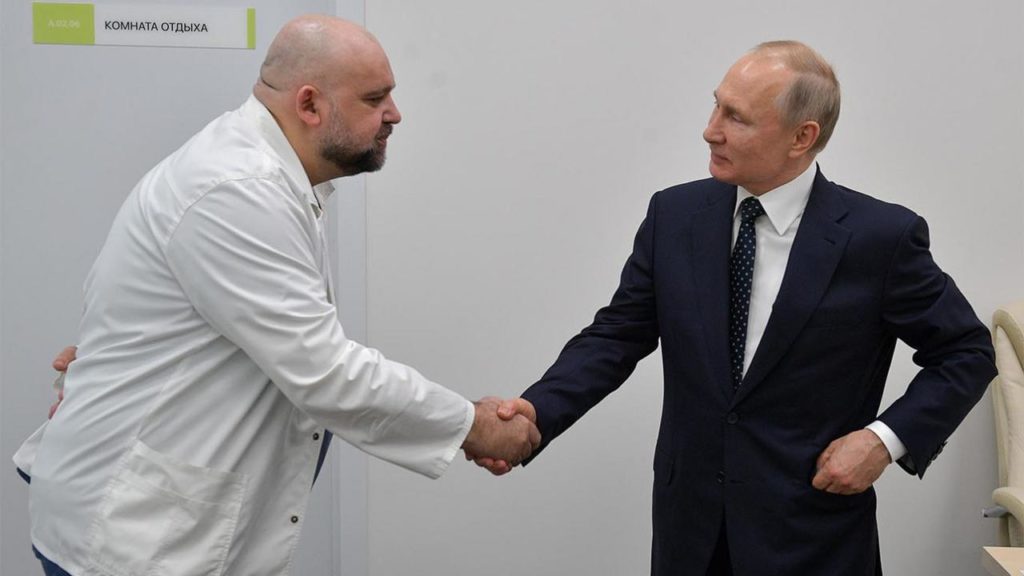 Putin Self-Isolates After Shaking Hands With Infected Doctor At Moscow Hospital