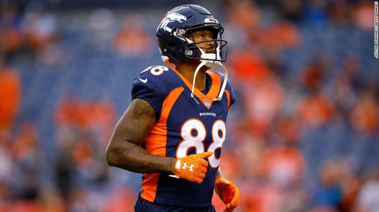 Did former NFL star wide receiver Demaryius Thomas die at age 33 from the COVID vaccine?