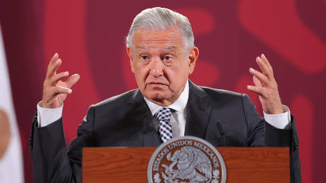 Mexican president unveils written plea to Biden