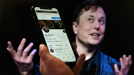 Twitter vows to sue Elon Musk