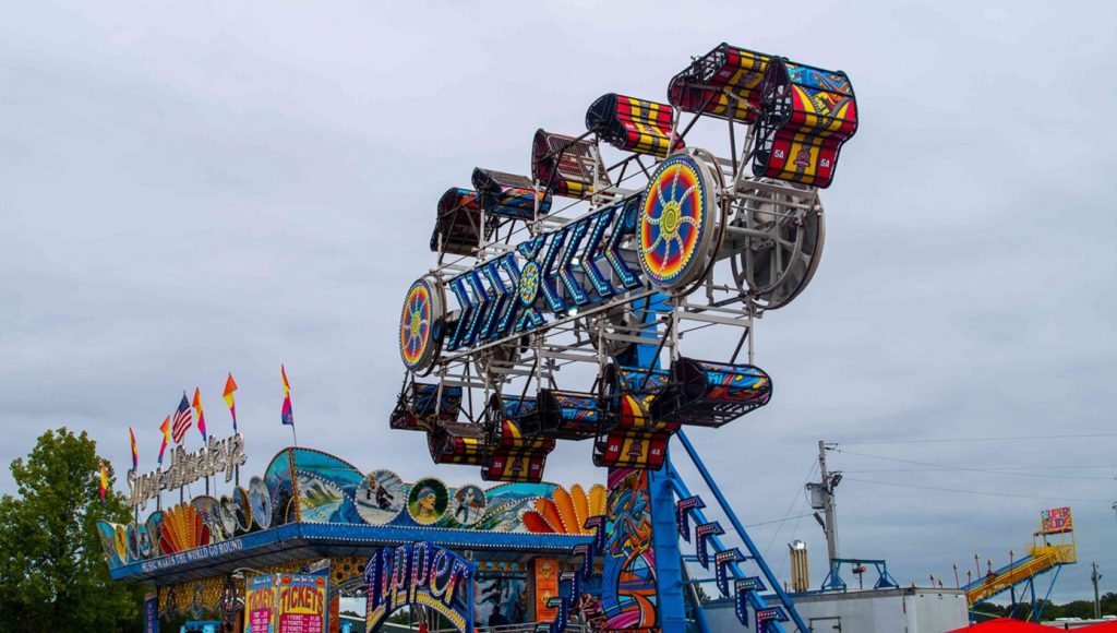 SATIRE – Collapsible Carnival Ride Operated By Toothless Meth Addict Probably Fine