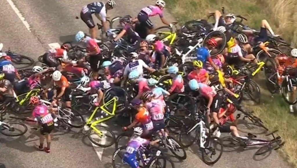 SATIRE – Pileup At All-Female Tour De France After Woman In Front Stops To Ask For Directions