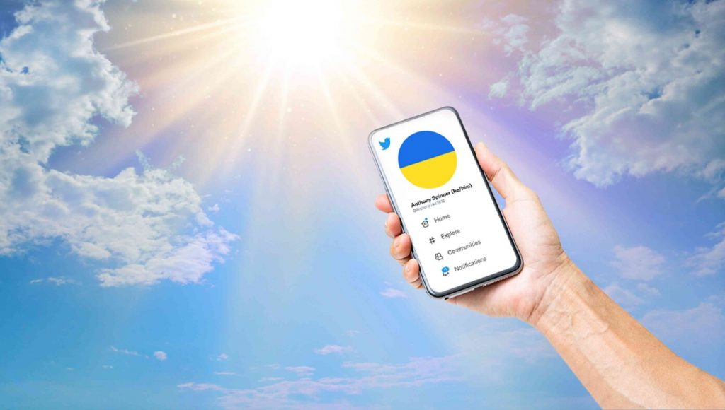 SATIRE – Man Tries To Get Into Heaven By Showing God Ukraine Flag In His Twitter Bio
