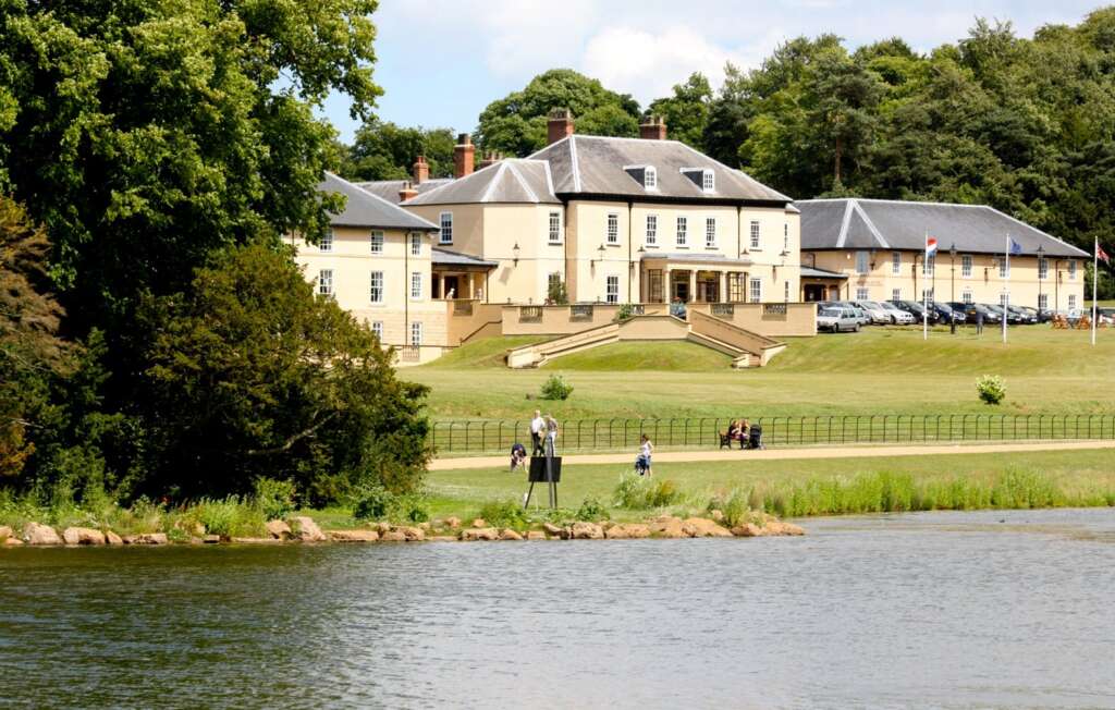 My enormous thanks to the Hardwick Hall Hotel at Sedgefield for having the backbone to stand up for free speech and host my event last night after the Labour-controlled council cancelled the booking at Middlesbrough Town Hall when they knew it was me