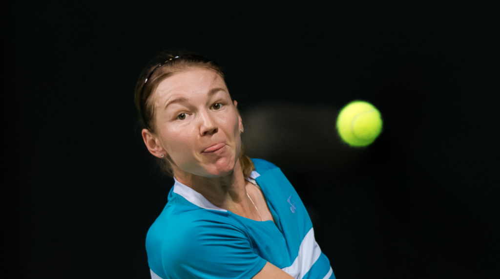 Australia: Pureblood Tennis Female Voluntarily Accepts Deportation