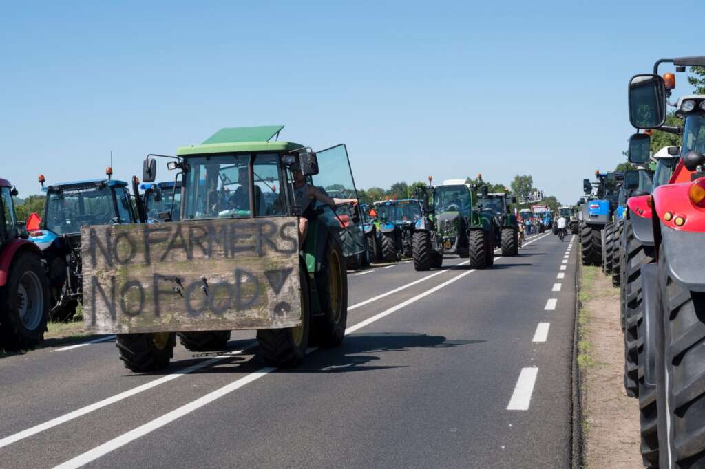 Chaos Erupts In Brussels As Rubber Bullets Fired At Farmers Protesting Outside EU Parliament