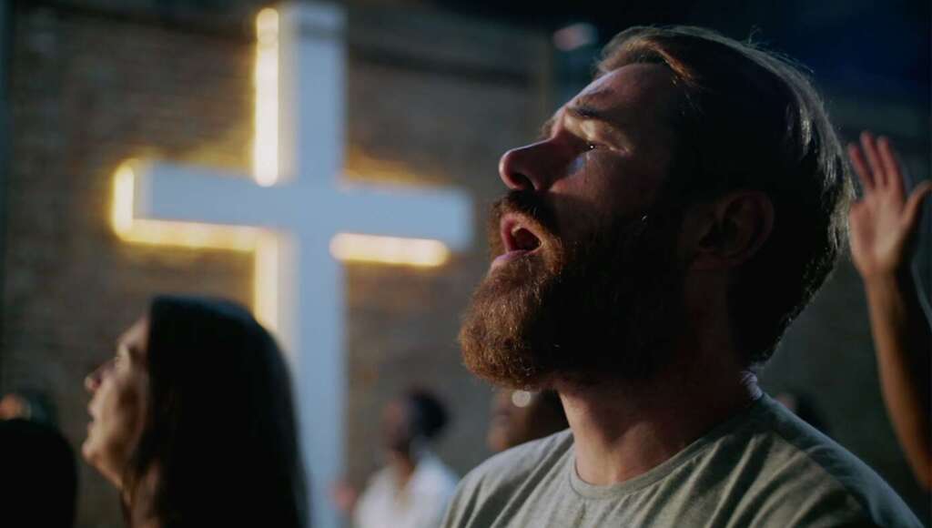 Congregation’s Men Hit By Sudden Wave Of Allergies During Singing Of ‘Old Rugged Cross’ (Satire)