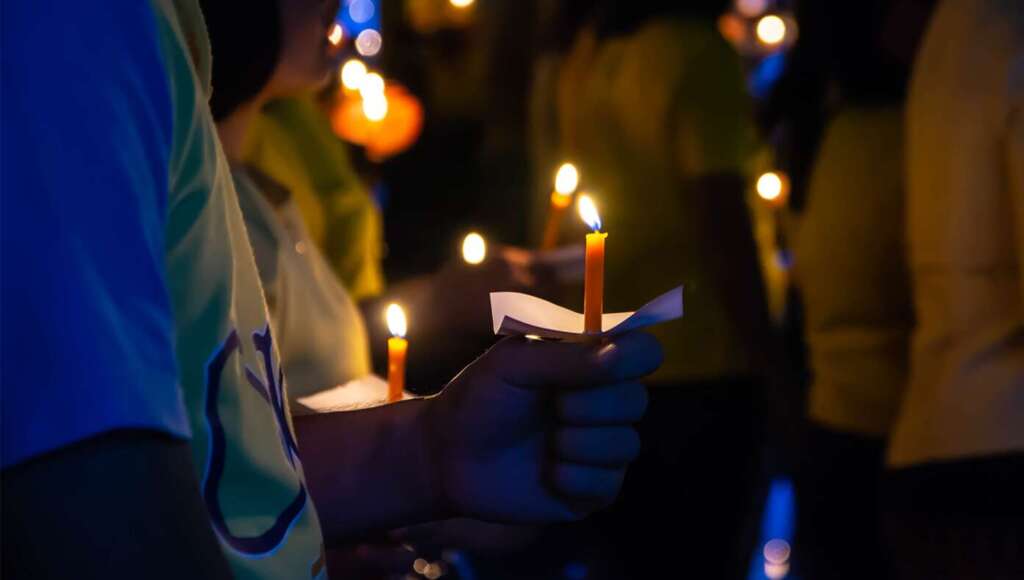 Democrats Confused After Seeing Conservatives Hold Weird Molotov Cocktail That Never Explodes (Satire)