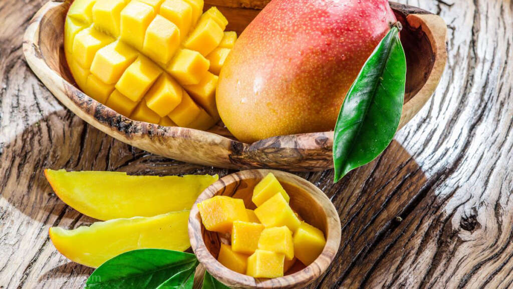 Study shows mangos may reduce diabetes risk, challenging fruit sugar myths