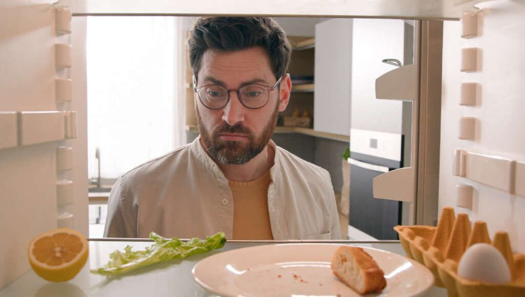 SNAP Beneficiaries Wishing There Were Some Way They Could Trade Their Labor And Services For Money To Buy Food (Satire)