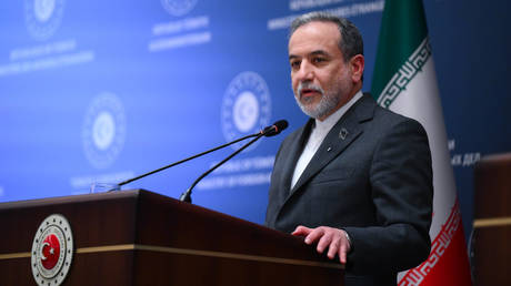 Iran floats nuclear enrichment compromise