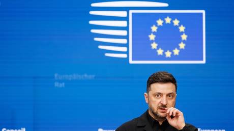 Poland gives Zelensky ‘few more days’ to renounce Nazi collaborators